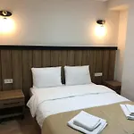 Отель La Pera 3*