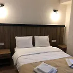 La Pera Отель 3*