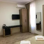 La Pera 3*