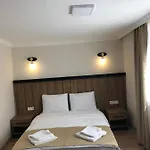 Hotel La Pera 3*