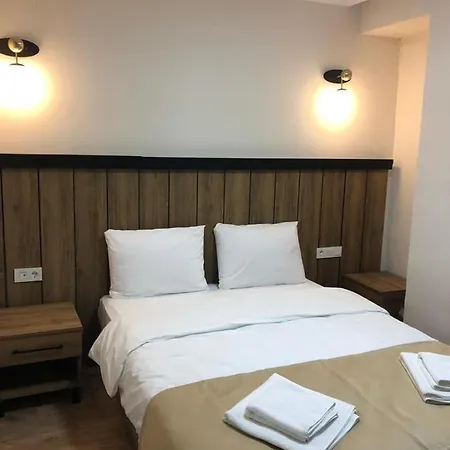 Hotel La Pera 3*