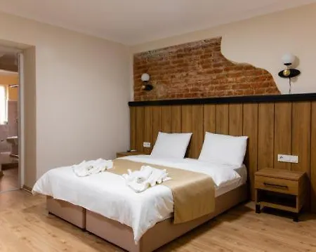 Hotel La Pera 3*