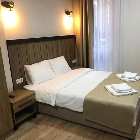 La Pera ホテル 3*