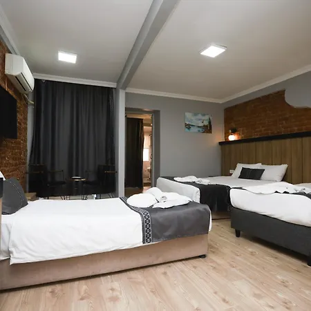 Hotel La Pera 3*