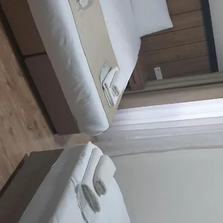 La Pera Suıtes Hotel 3*