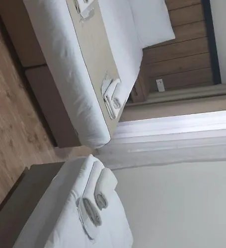 La Pera Отель 3*